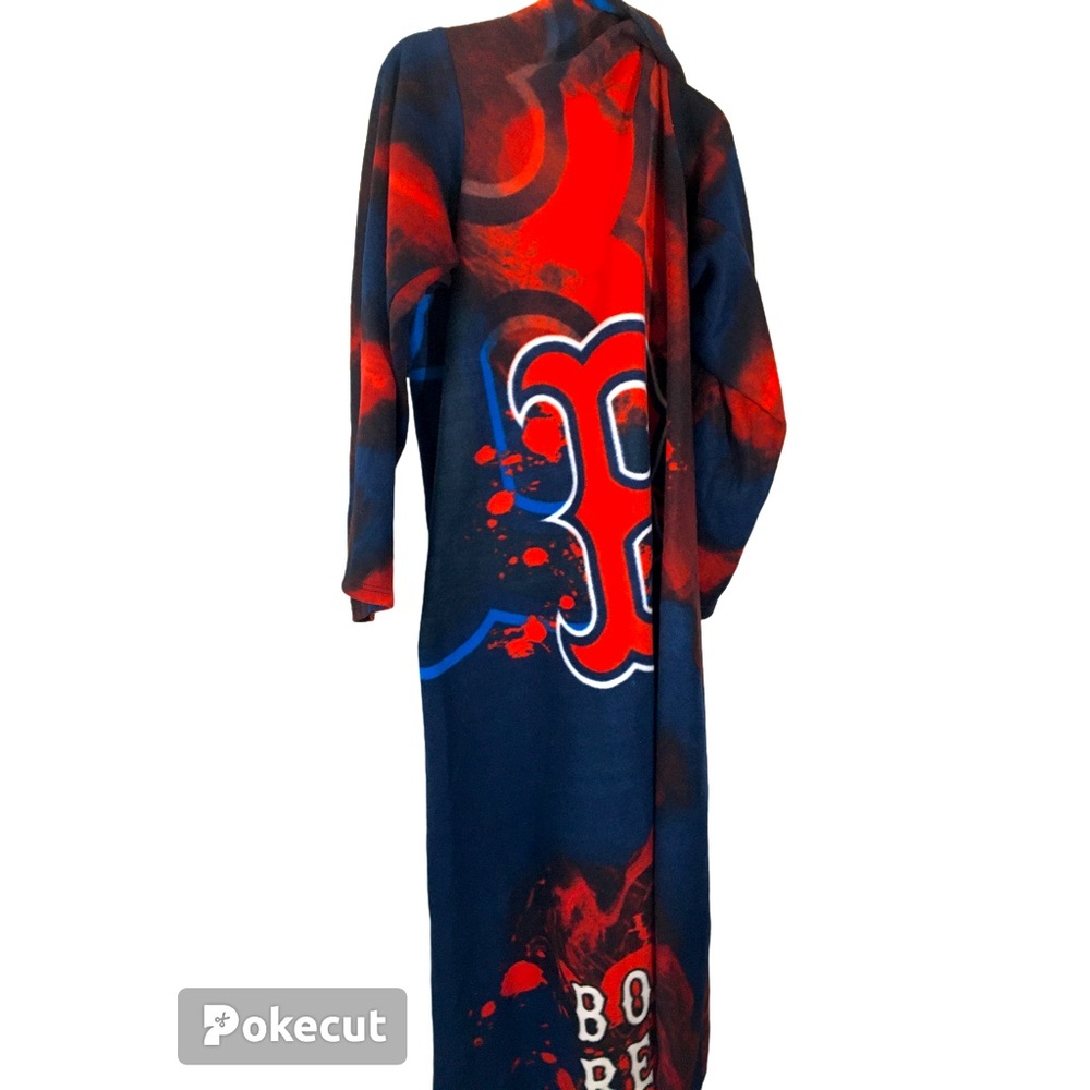 Northwest MLB Boston Red Sox Wearable Blanket